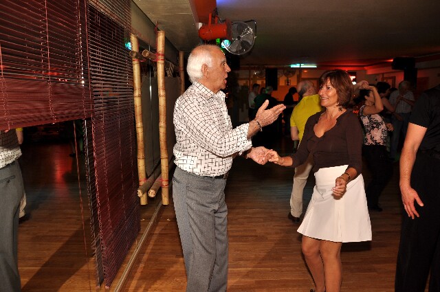 min 2009 05 06 cargo club 794